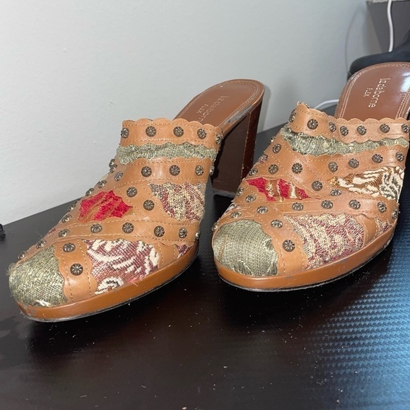 Liz Claiborne Mule Leather Flex Philomena 2 Embellished tapestry Clogs - Picture 2 of 9